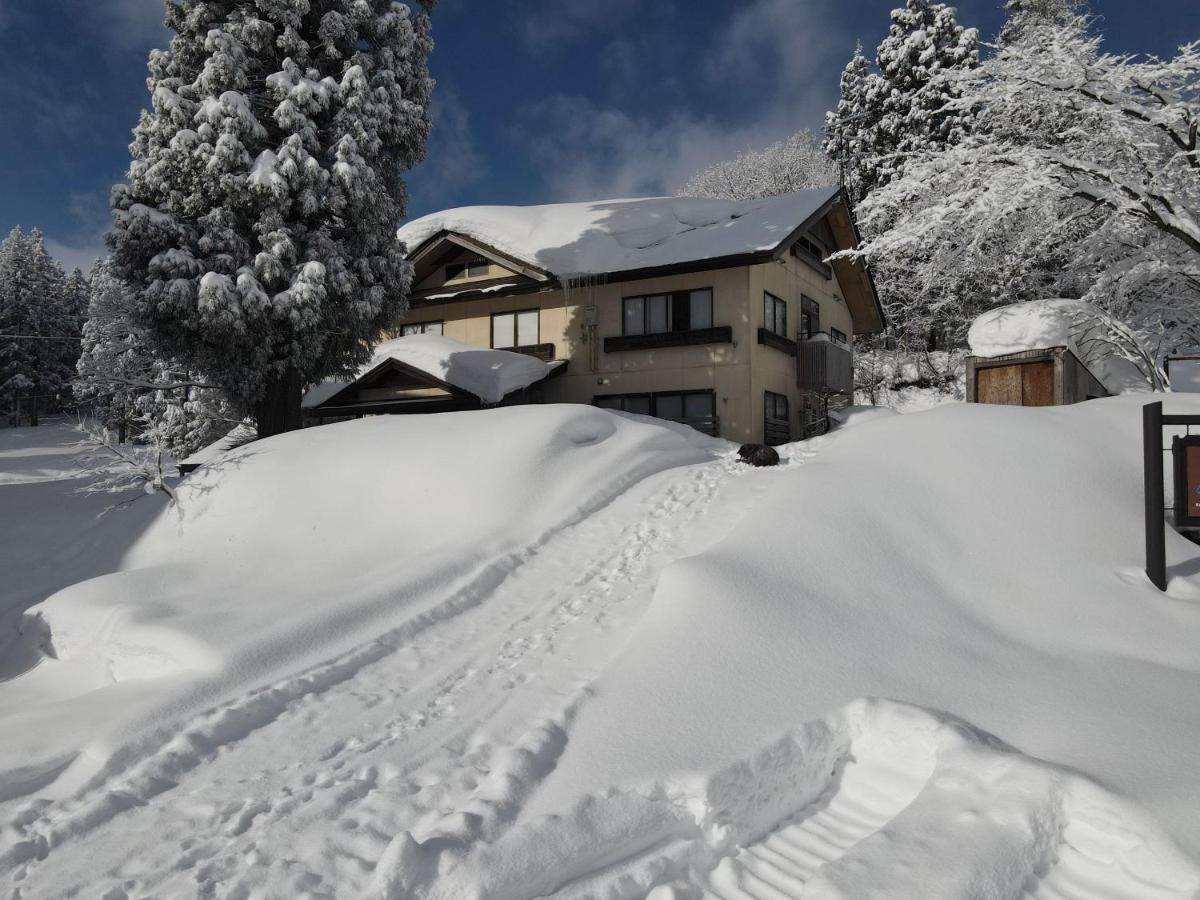 A.I.R. Myoko Hotel Exterior photo